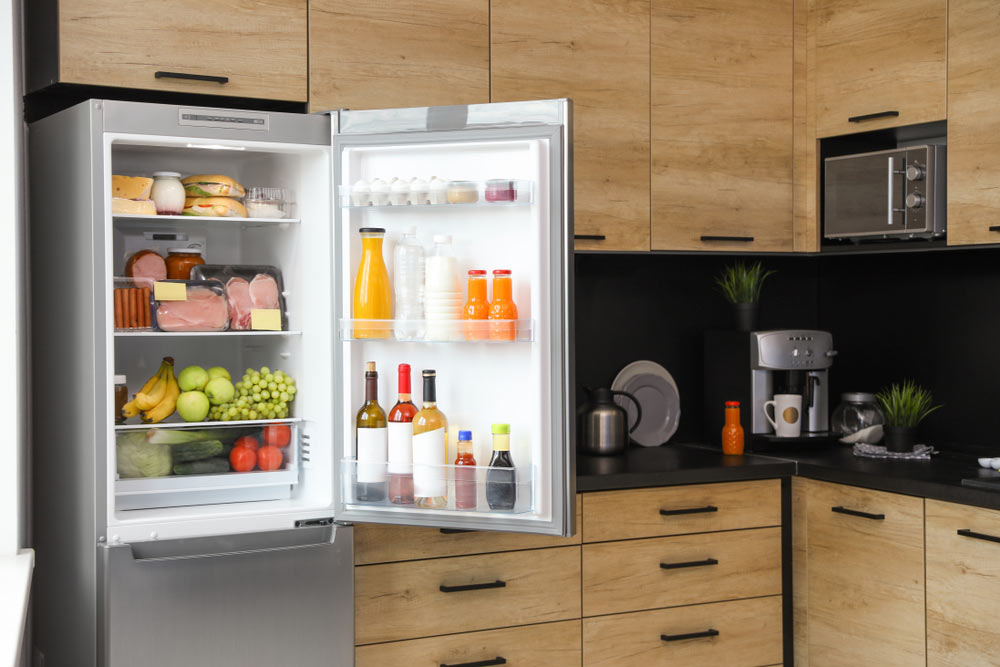Comment nettoyer efficacement un réfrigérateur sale ?